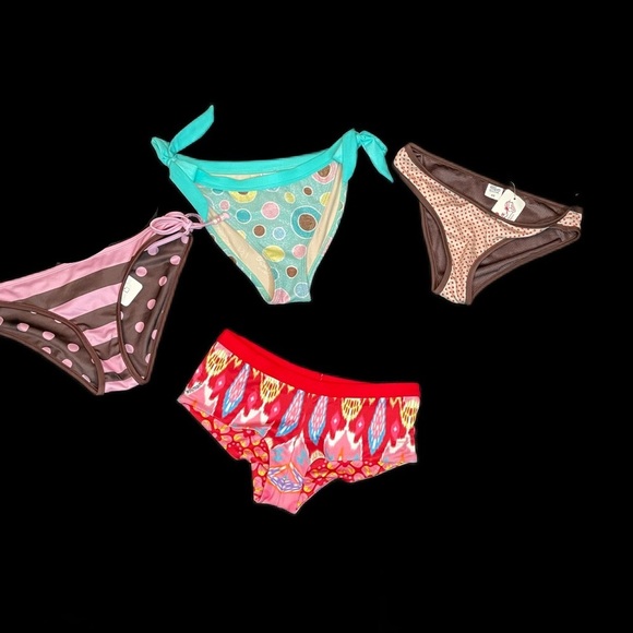Bikini Bottoms Lot of 4 pieces Swimsuits Great Deal! XS - Picture 2 of 6